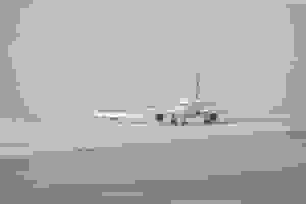 لغو ۱۵ پرواز در فرودگاه اهواز به دلیل مه‌گرفتگی