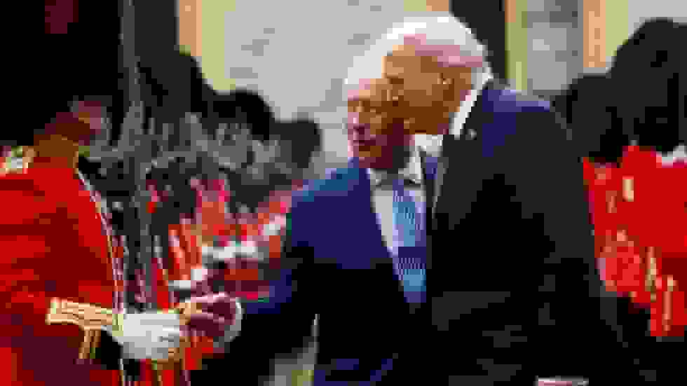 تغییر موضع ترامپ در قبال اوکراین با سفر به انگلیس مرتبط است