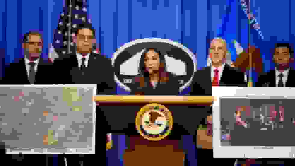 استفاده آمریکا از قانون سقط جنین علیه منتقدان اسرائیل که در برابر کنیسه تظاهرات کردند