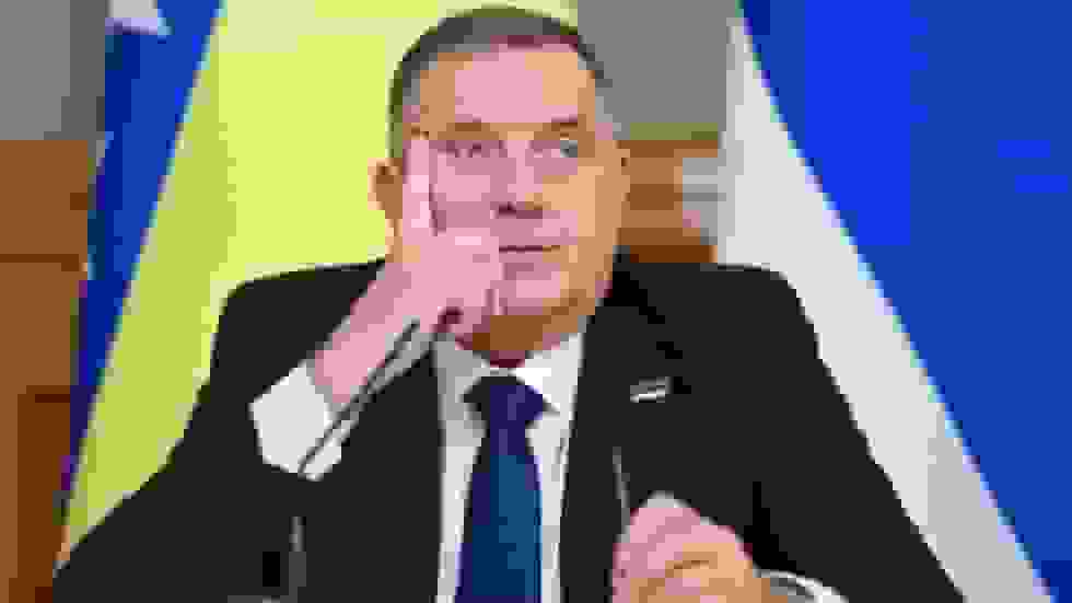 رهبر صرب‌های بوسنی: نخبگان اروپای غربی «نزدیک به جنون» هستند