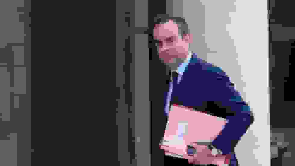 استعفای نخست وزیر فرانسه تنها چند ساعت پس از پیشنهاد کابینه جدید