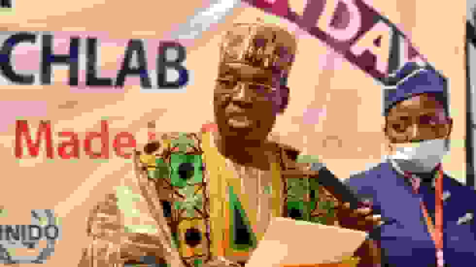 رهبر مخالفان کامرون پیروزی خود در انتخابات را اعلام کرد