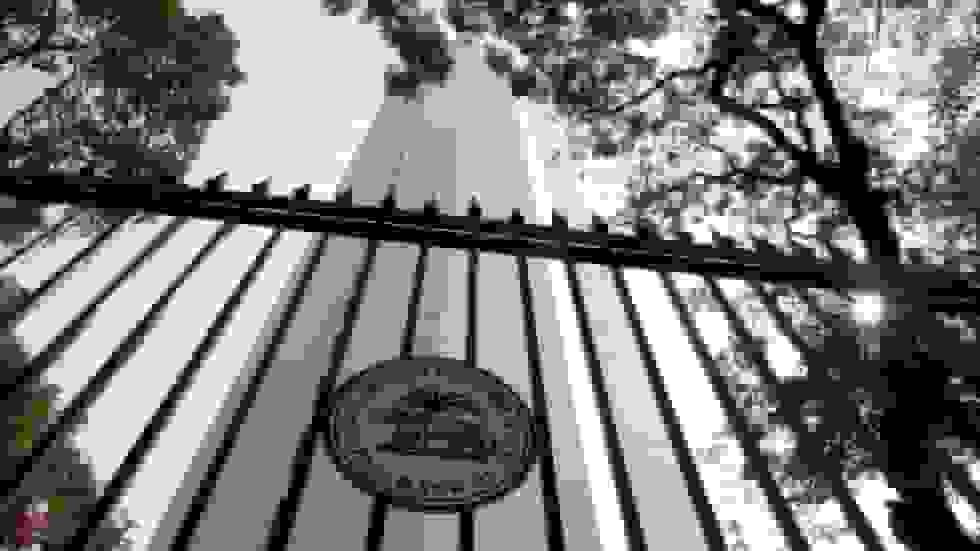 هند در تلاش برای ترویج روپیه به جای دلار در تجارت بین‌المللی