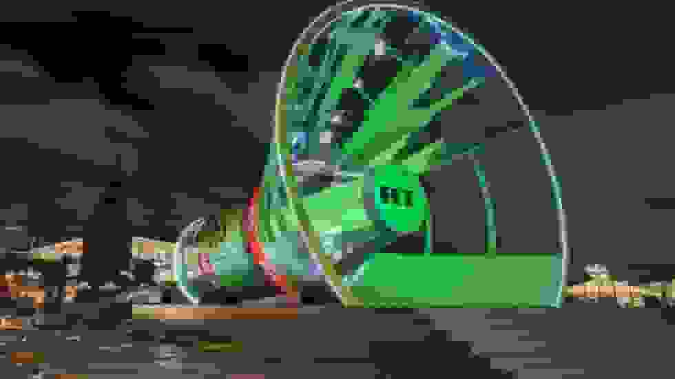 آرتی مجسمه بزرگ بلندگو را در مرکز مسکو رونمایی کرد