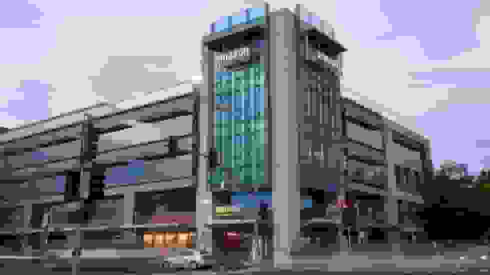 آمازون ۱۴ هزار اخراج گسترده همزمان با توسعه هوش مصنوعی اعلام کرد