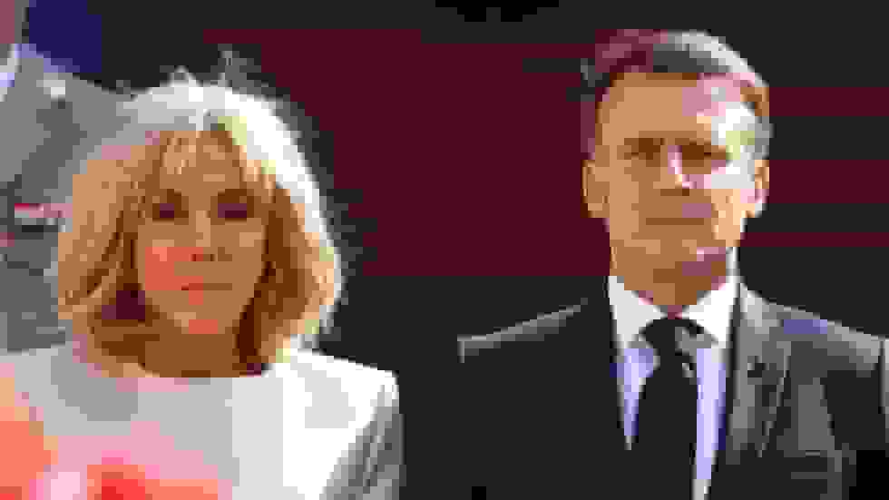 دادگاه فرانسه به پرونده جنسیت همسر مکرون رسیدگی کرد