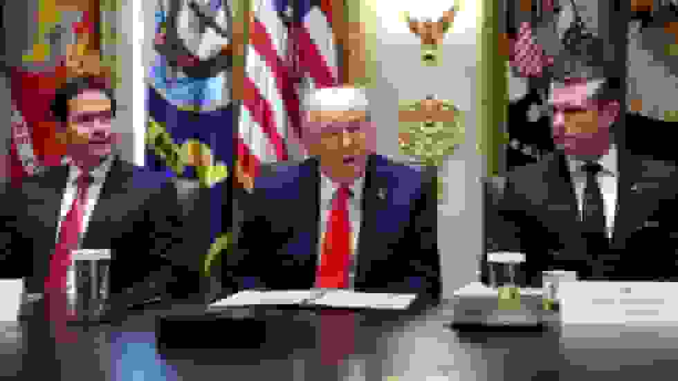 انتقال مقامات ارشد آمریکایی به پایگاه‌های نظامی پس از ترور چارلی کرک