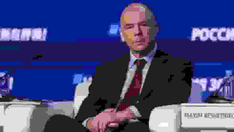 تجارت روسیه و چین تقریباً ۱۰۰ درصد خارج از ارزهای غربی - وزیر دارایی