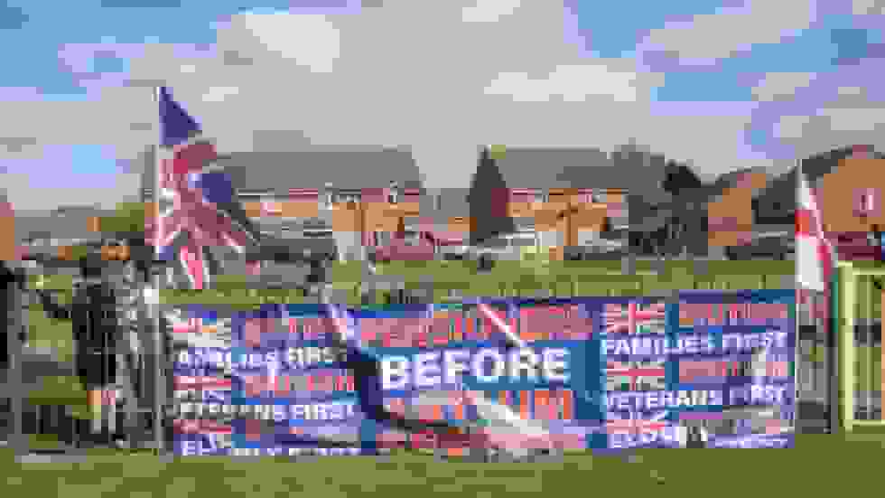 یادداشت لو رفته بریتانیا ۱۴ مکان جدید برای اسکان مهاجران غیرقانونی شناسایی کرده است