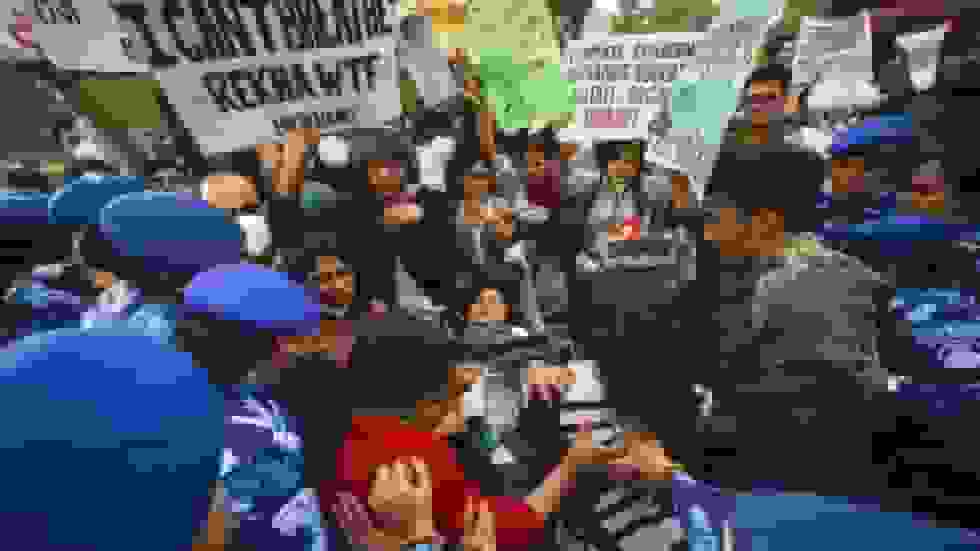 دستگیری ده‌ها معترض در دهلی نو برای تظاهرات علیه آلودگی هوا