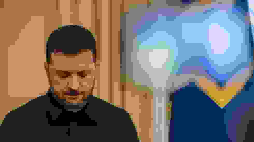 رسانه‌های غربی در مورد آینده سیاسی زلنسکی پس از رسوایی فساد ۱۰۰ میلیون دلاری ابراز نگرانی می‌کنند