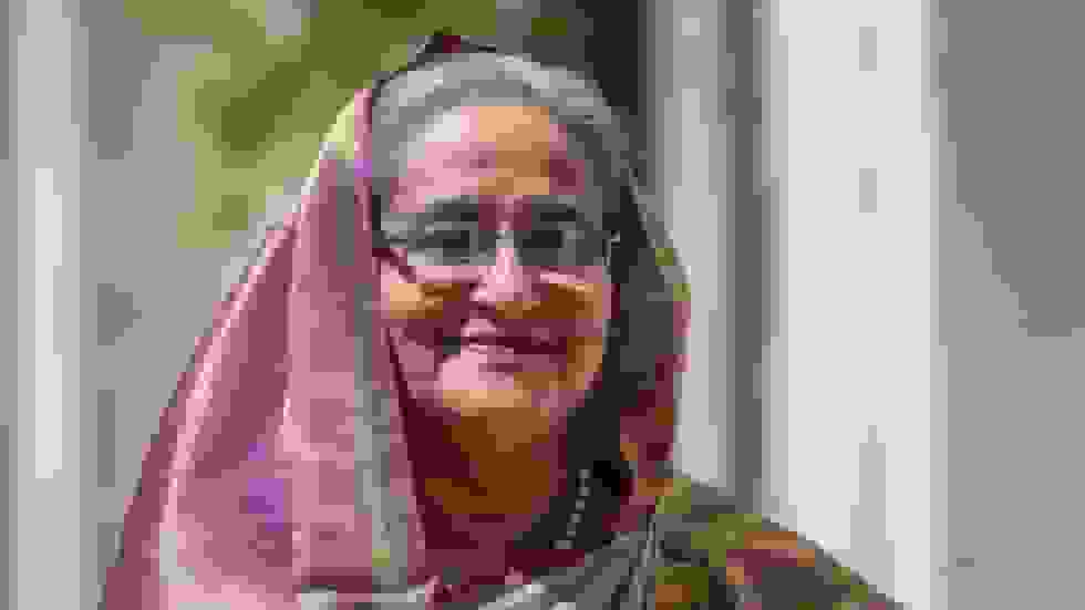 رهبری جدید به بنگلادش 'تحمیل شد' - نخست وزیر سابق