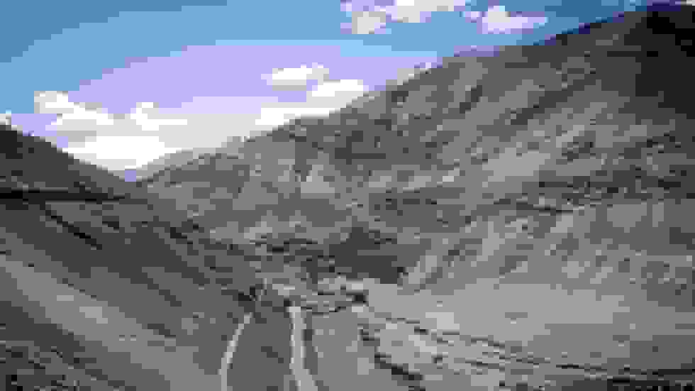 هند پایگاه هوایی جدید در نزدیکی مرز چین راه‌اندازی کرد