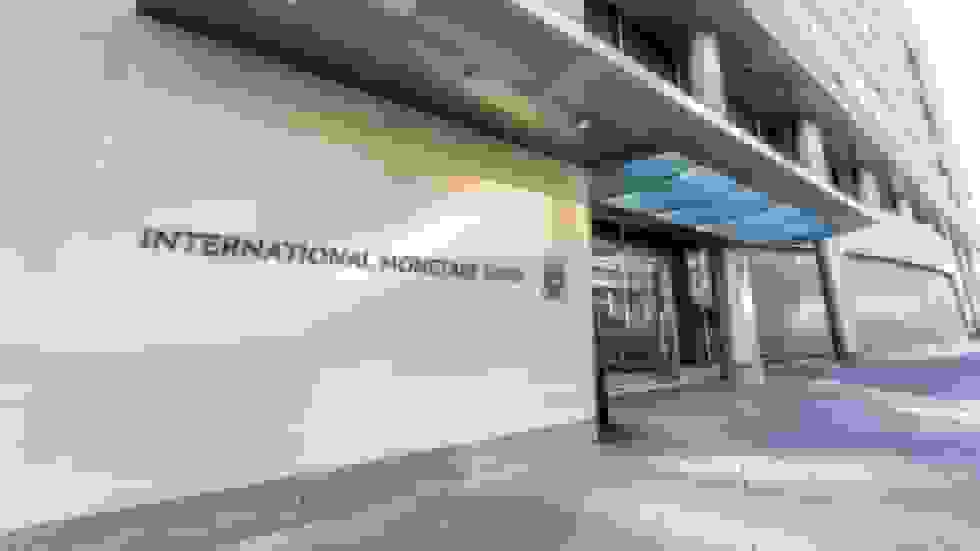 صندوق بین‌المللی پول اوکراین را تحت فشار قرار می‌دهد در پی رسوایی فساد