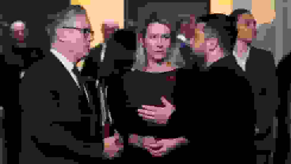 ماتریوشکای اروپایی بی‌اهمیتی: اتحادیه اروپا و ناتو در نقش سگ‌های کوچک پارس‌کننده