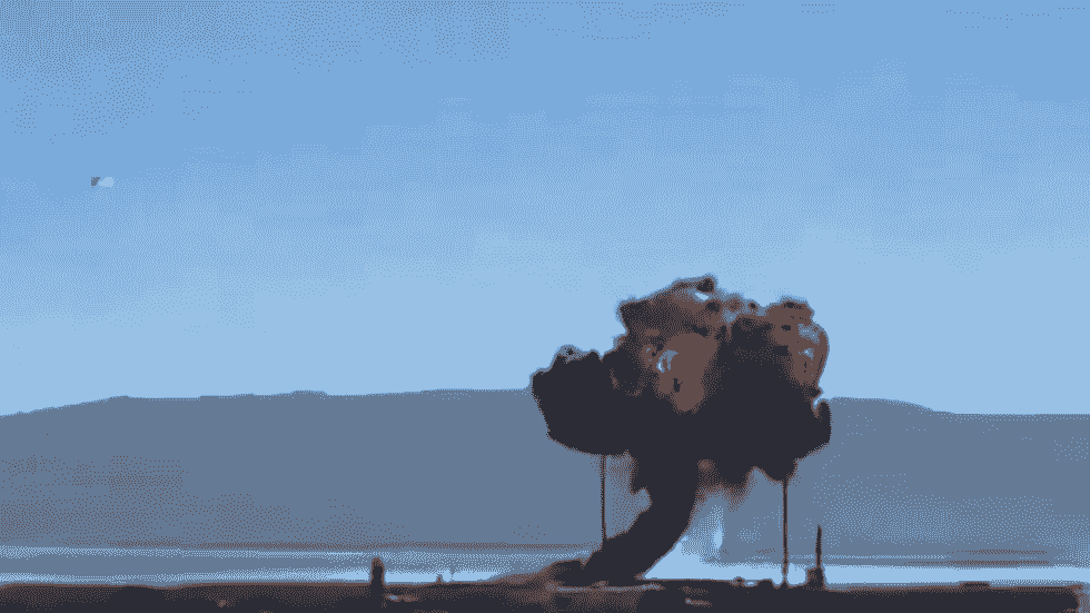 سقوط جنگنده اف-۱۶ آمریکا در کالیفرنیا (ویدیو)