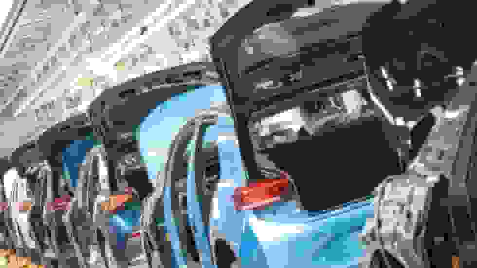 اتحادیه اروپا طرح حذف موتورهای احتراقی را کنار می‌گذارد