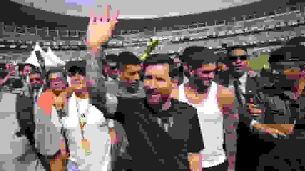 هند مجسمه عظیم لیونل مسی را در میان شور طرفداران رونمایی کرد