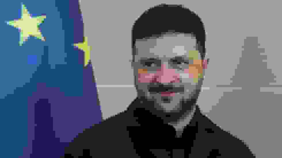 زلنسکی در حال دزدیدن انتخابات قبل از شروع آن است