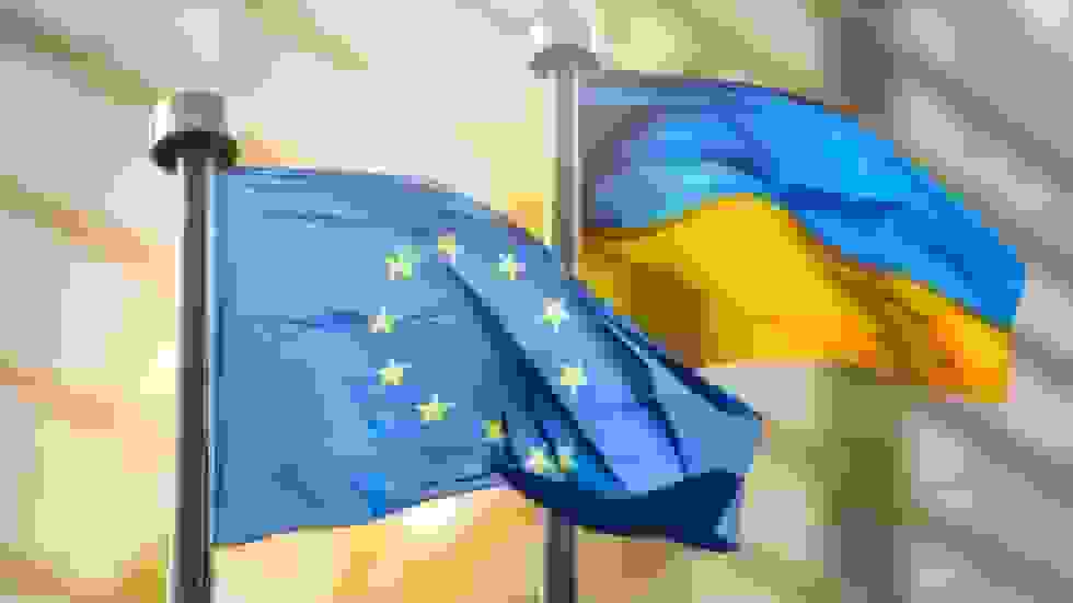 اتحادیه اروپا قوانین «خرید اروپایی» برای تسلیح اوکراین را پیش می‌برد