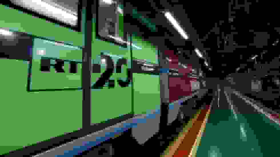 قطار ویژه روسیا تودی در متروی مسکو به مناسبت بیست سالگی