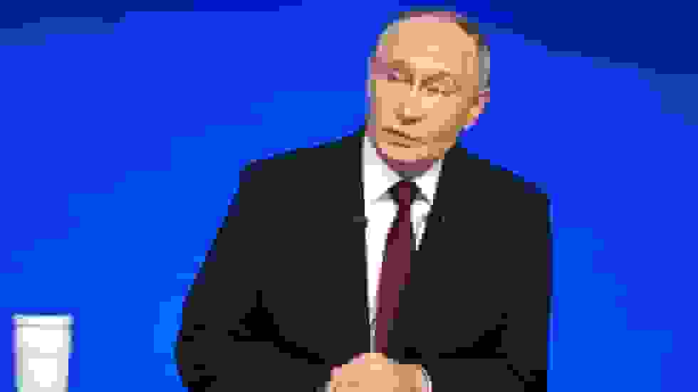 پوتین: اتحادیه اروپا «ناچار خواهد بود دارایی‌های روسیه را بازگرداند»