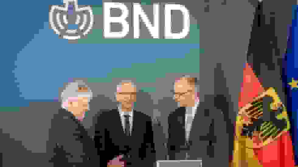 آژانس جاسوسی آلمان اختیارات تهاجمی دریافت می‌کند