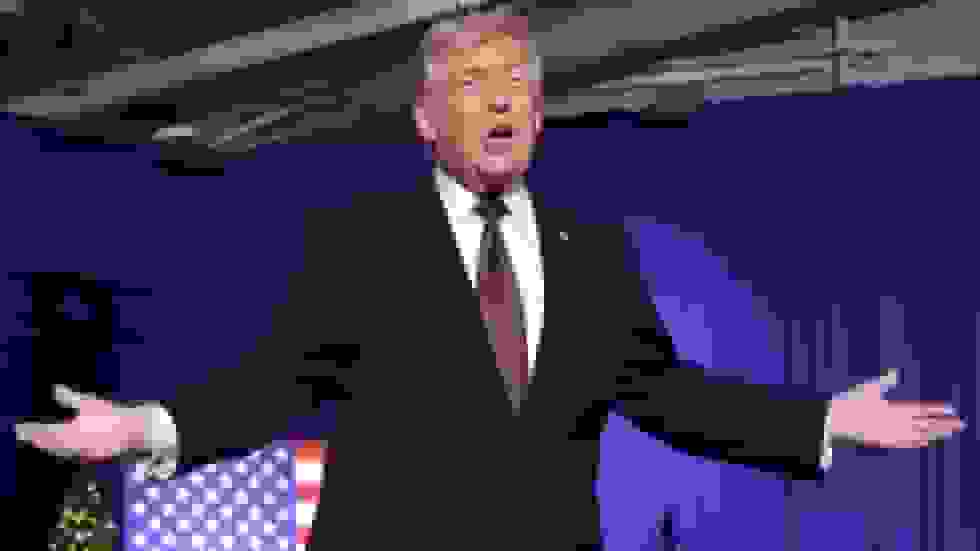 ترامپ می‌گوید می‌تواند یک میلیارد دلار خسارت از بودجه فدرال به خود پرداخت کند