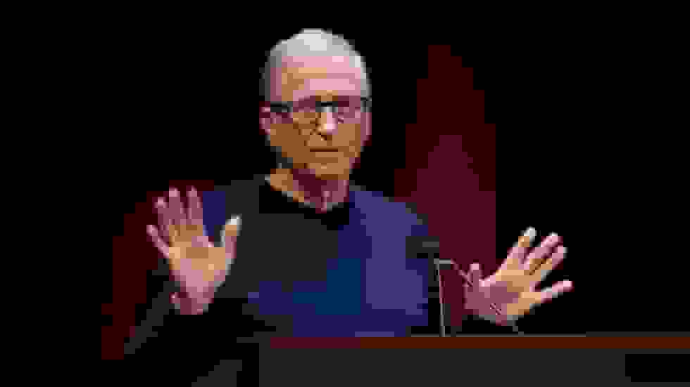 بیل گیتس بابت ارتباطاتش با اپستین خود را «احمق» خواند