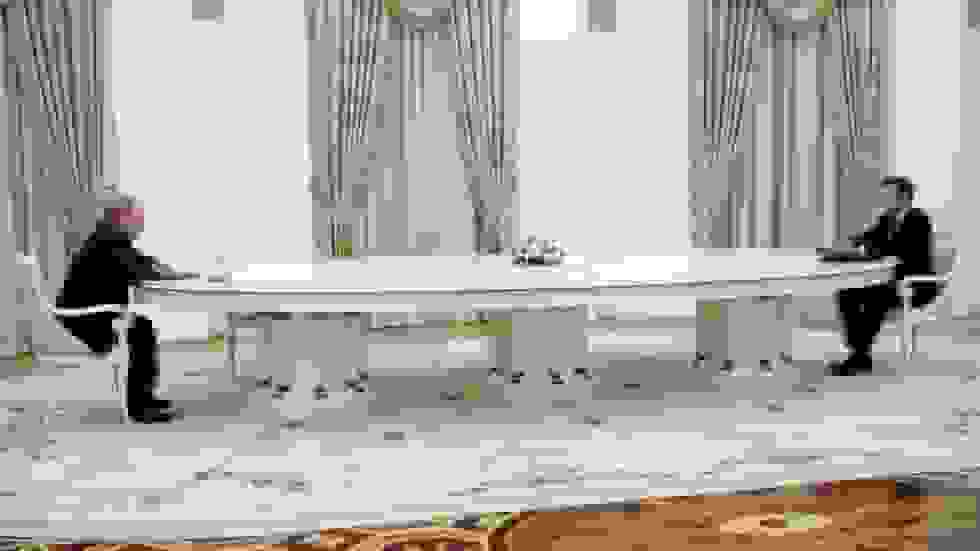 کرملین از برقراری مجدد گفتگوها با پاریس خبر داد