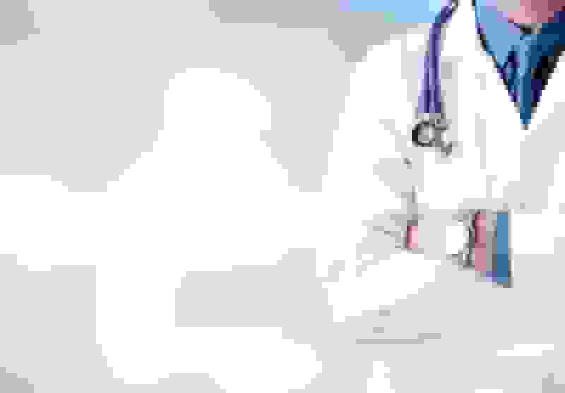 بدن‌نمایی بیماران در تبلیغات پزشکی و عدم ساماندهی تبلیغات زیبایی در فضای مجازی