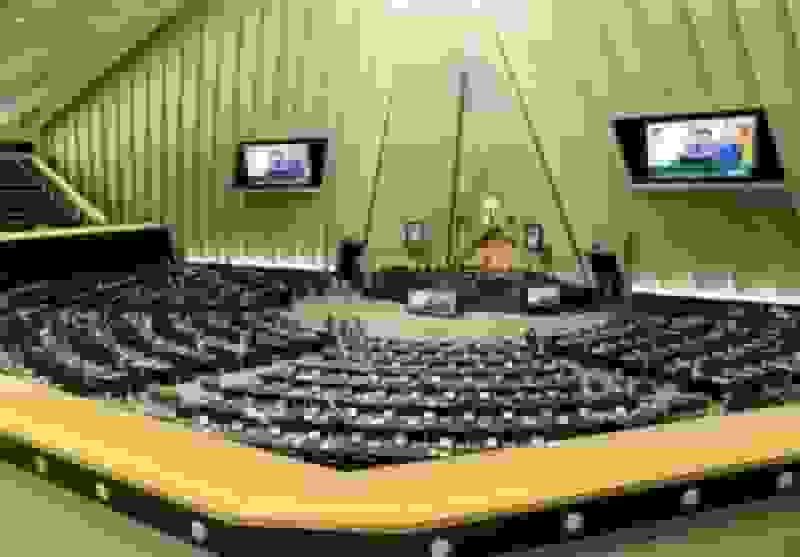 مجلس نحوه اعلام نرخ خرید و فروش ارز توسط بانک مرکزی را اصلاح کرد