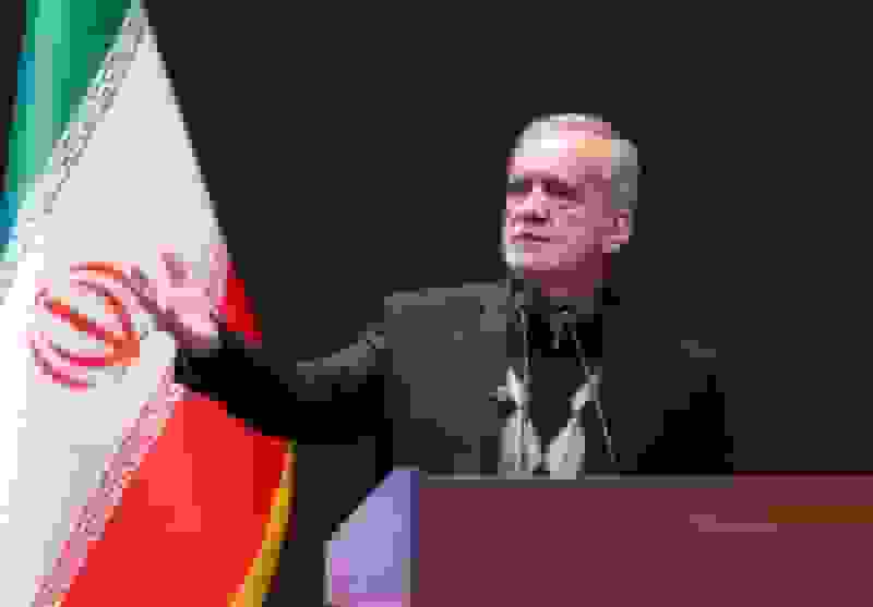 پزشکیان: مشکل معیشت مردم با اصلاح رفتار مسئولان قابل حل است