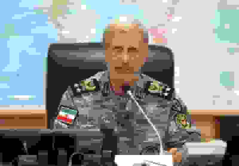 سرلشکر حاتمی: دشمن را زیر نظر داریم و با هر اشتباه برخورد می‌کنیم