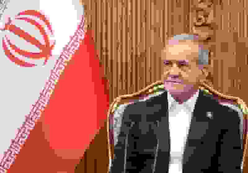 تذکر ۴۲ نماینده مجلس به رئیس جمهور درباره دقت در اظهار نظرهای بینالمللی