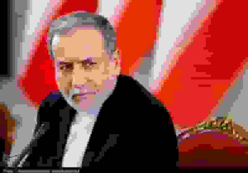 واکنش عراقچی به اظهارات ترامپ: پافشاری بر اشتباه محاسباتی مشکلی را حل نمیکند