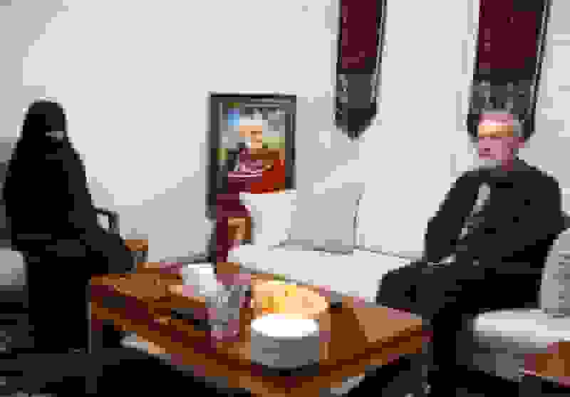 دیدار لاریجانی با خانواده شهید سرلشگر محمد کاظمی