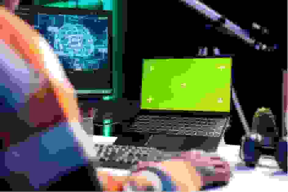 خرید لپ‌تاپ برای پروژه‌های هوش مصنوعی: مقایسه ارزش مدل‌های مختلف