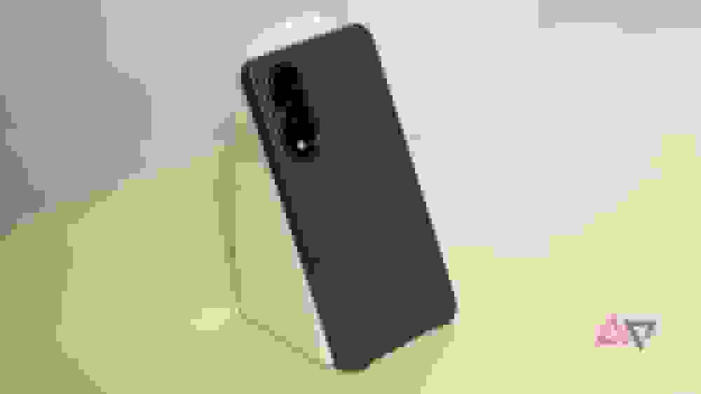 در نبرد باریکترینها، آیفون ایر درخشید و گلکسی S25 اج جا ماند