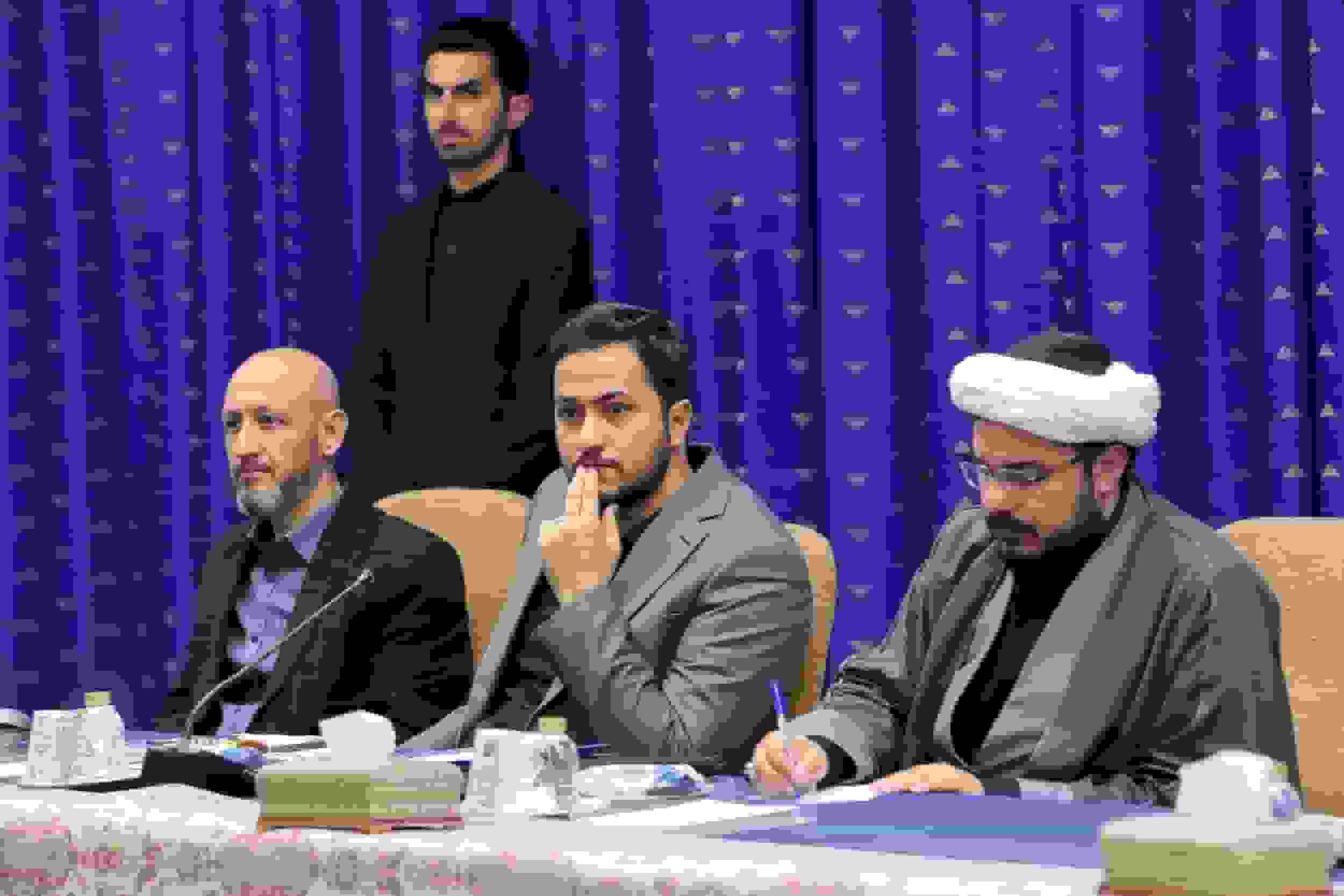 افشای دسترسی اینترنت سفید مقامات در میان خشم عمومی از فیلترینگ