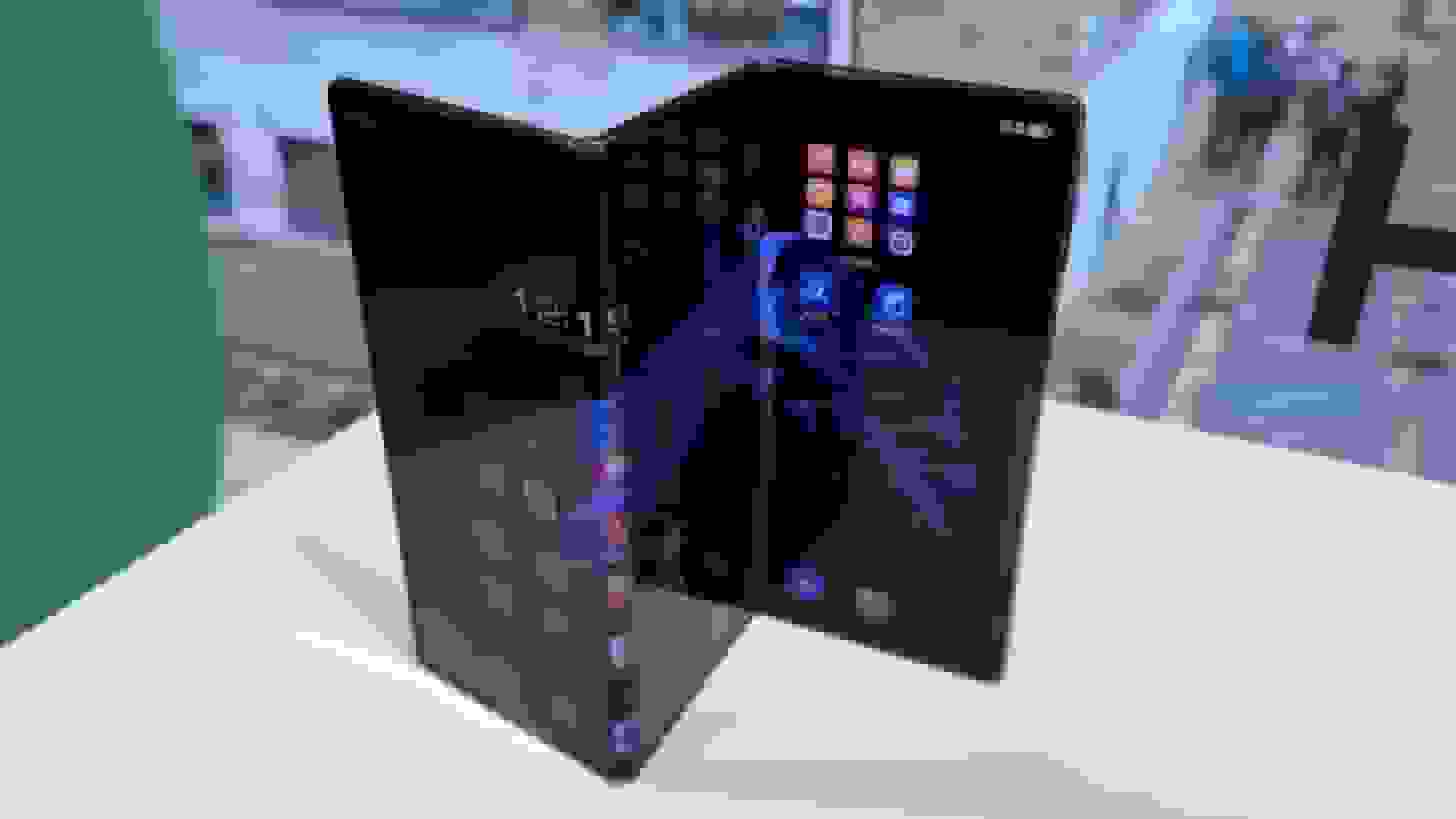 گلکسی Z TriFold سامسونگ ماه آینده با نمایشگر 10 اینچی معرفی خواهد شد