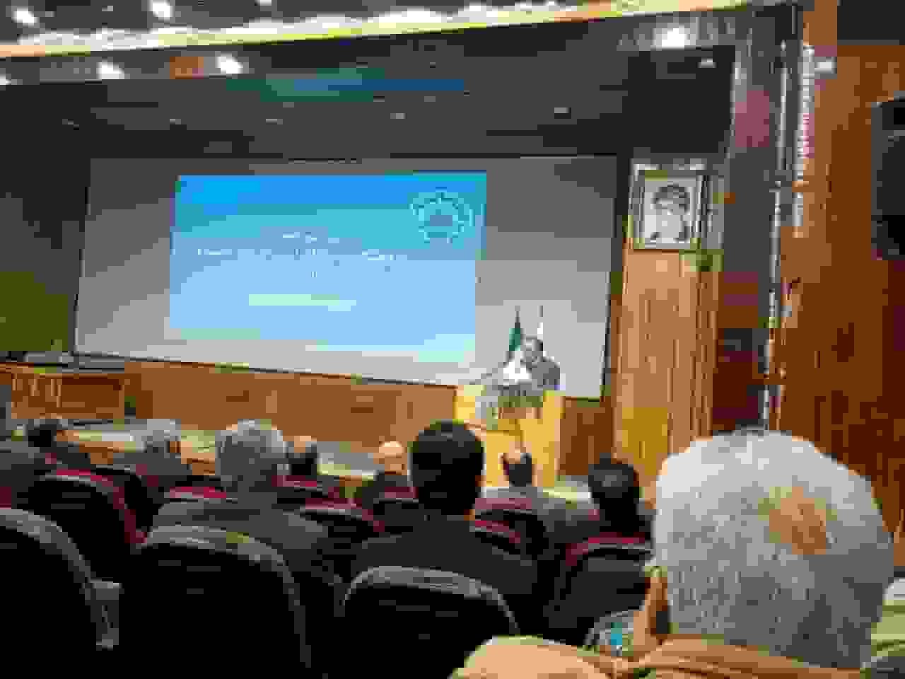 رئیس دانشگاه شریف: جنگ تمام نشده؛ میدان امروز، میدان فناوری است