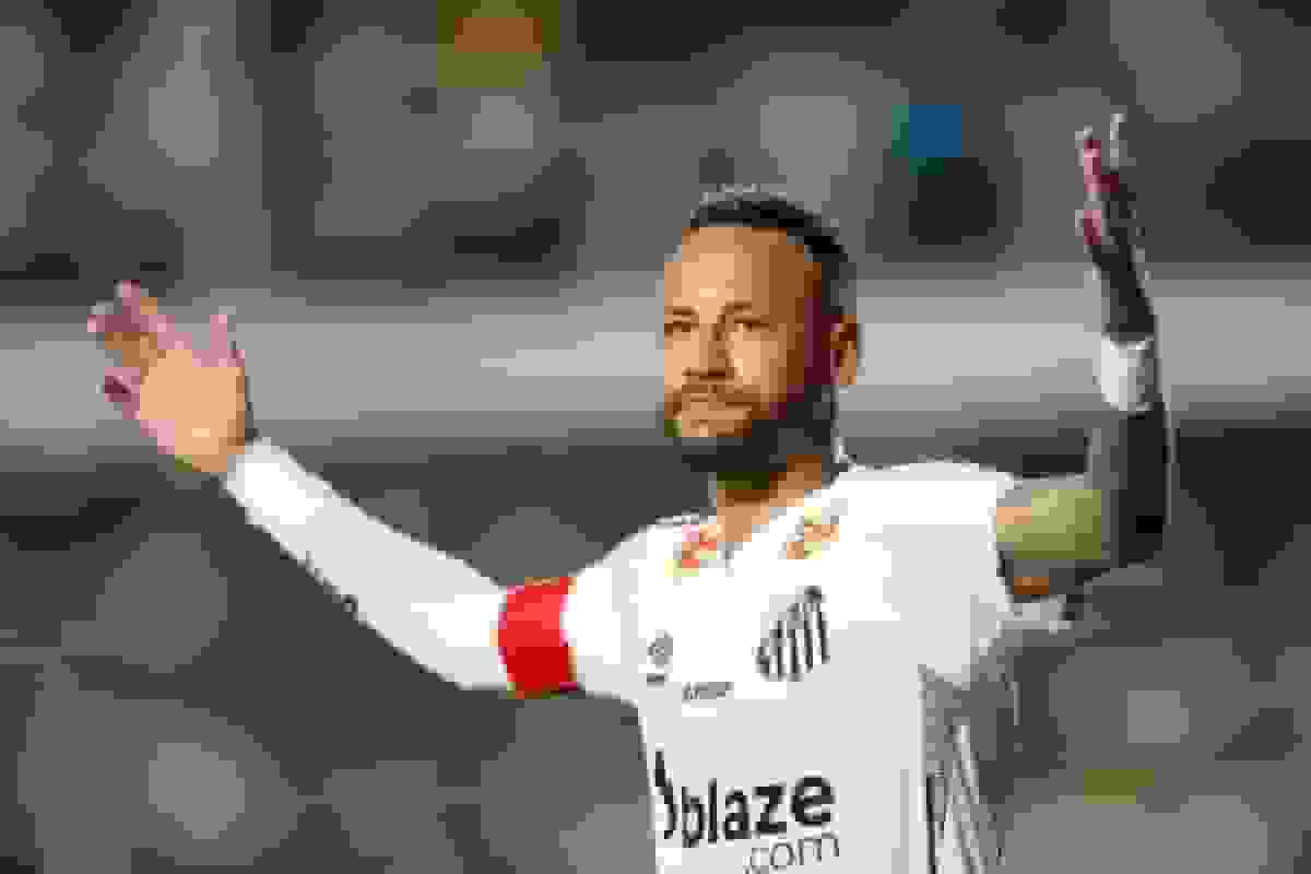 نیمار تحت عمل جراحی زانو قرار می‌گیرد