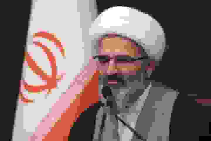 امام جمعه سمنان: پرتاب ماهواره‌ها نشانه اقتدار ملی است/گلایه با اغتشاش متفاوت است