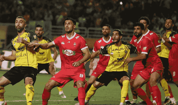 ورزشگاه آزادگان قزوین میزبان بازی پرسپولیس و سپاهان