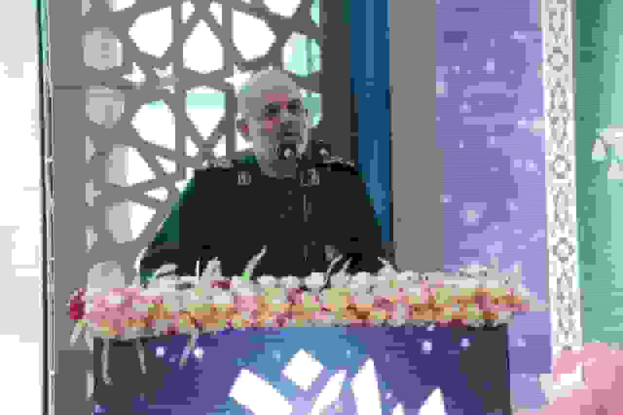 سردار وحیدی: حاج قاسم شخصیتی چندبعدی و اسطوره‌ای بود