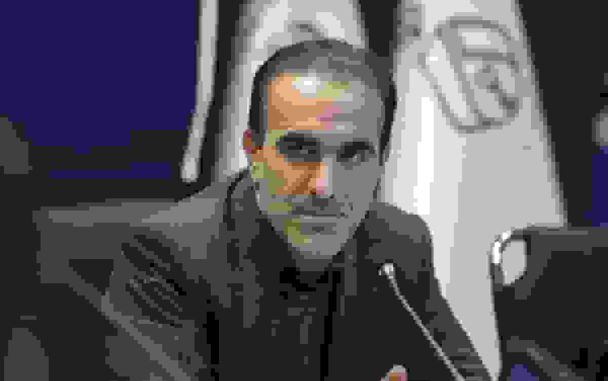 رئیس‌زاده: ۳۰ هزار پزشک دست از طبابت کشیده‌اند