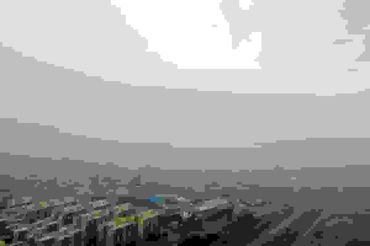 هوای شیراز برای گروه‌های حساس ناسالم شد