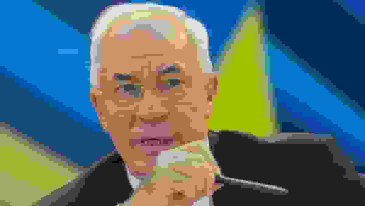 نخست‌وزیر سابق اوکراین ادعا کرد زلنسکی بدون دستور مستقیم جرئت حمله به اقامتگاه پوتین را نداشت