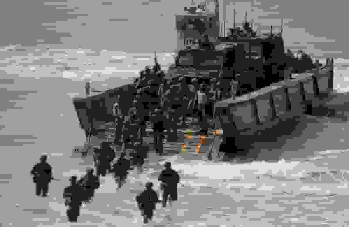 استرالیا املاک دفاعی خود را می‌فروشد